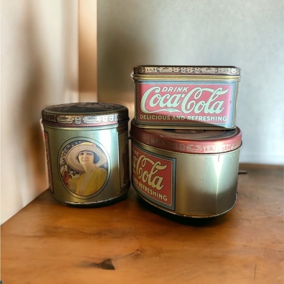 3‎ vintage Coca-Cola tins - Picture 3 of 4